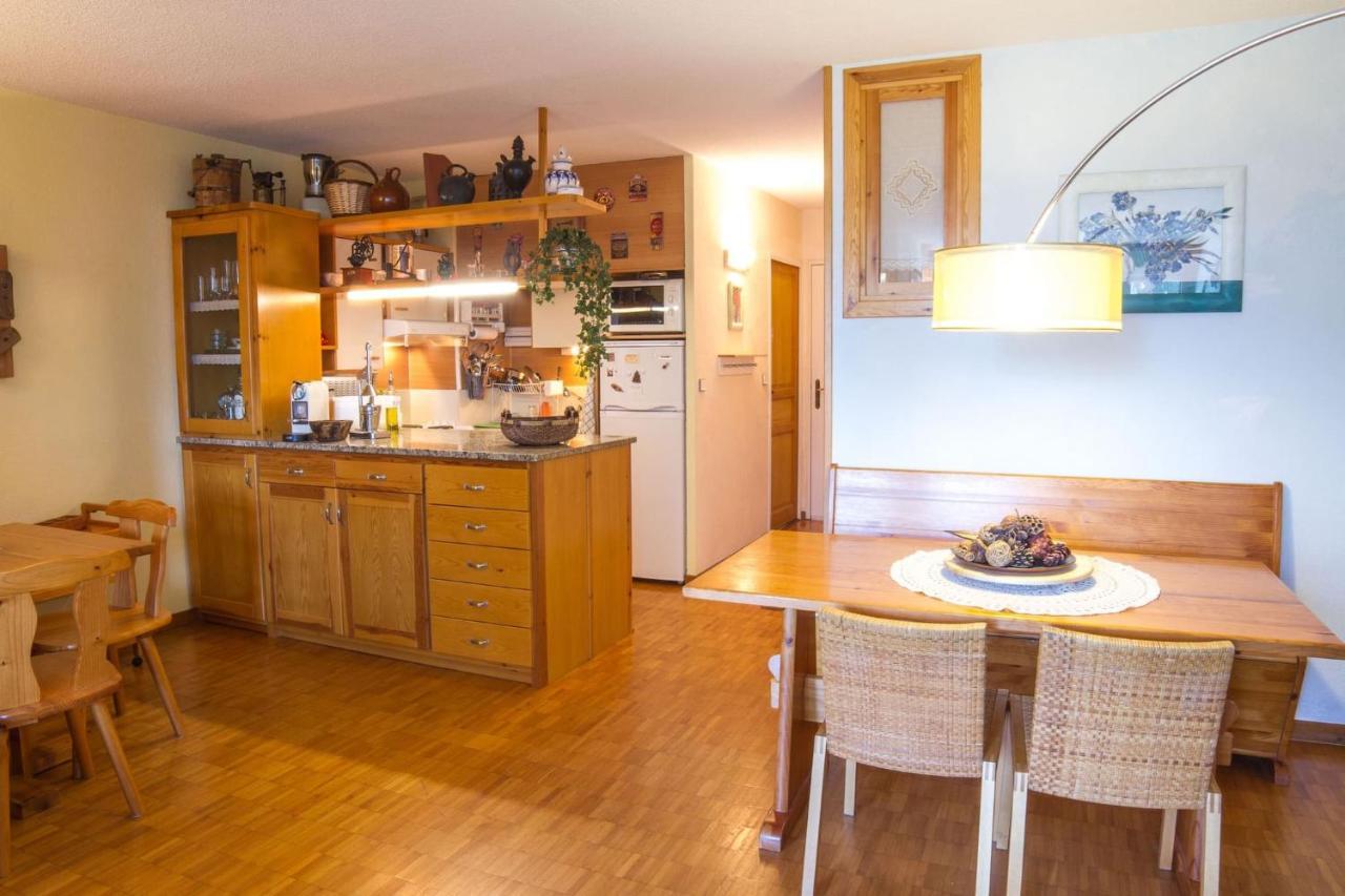Apartamento Montana Park Apartment Enveitg Bagian luar foto